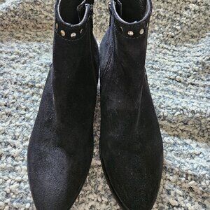 Black suede leather ankle boots. Brand: Gabor. Size: 4.5 UK (6.5 US)